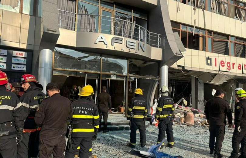 Bakü’de iş merkezinde patlama, yedi yaralı